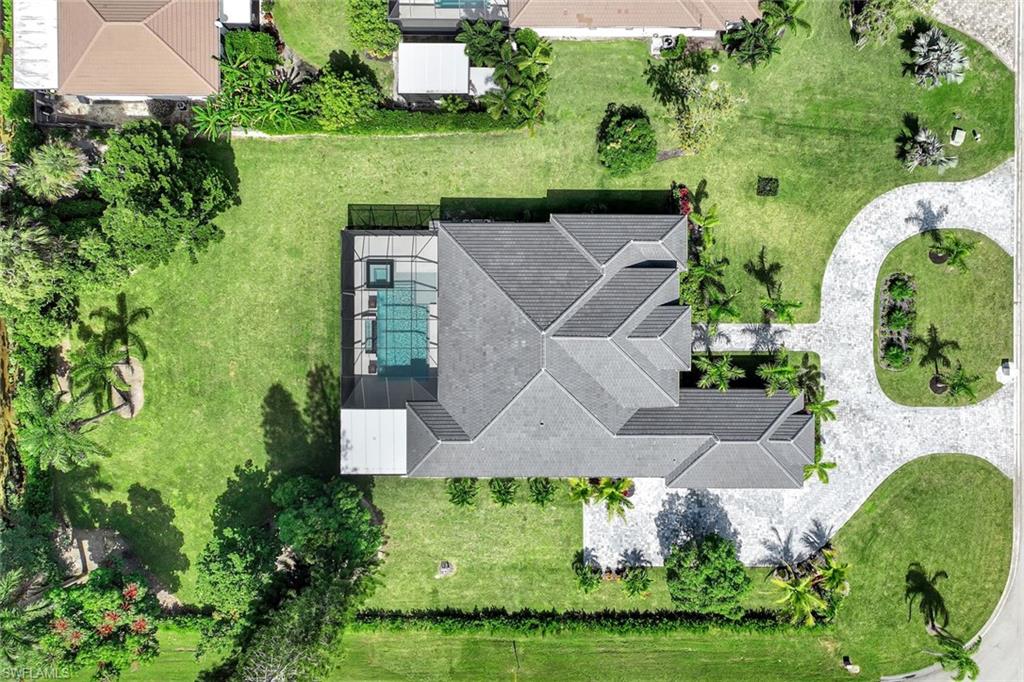 FOUR SEASONS - Residential