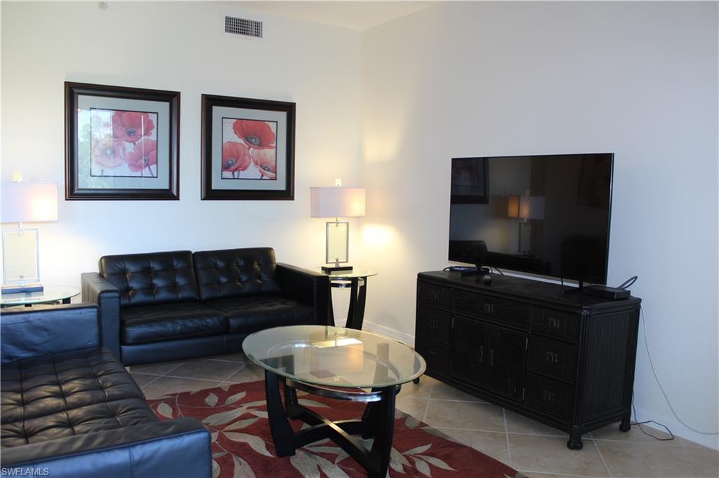 HERITAGE BAY - Residential Lease