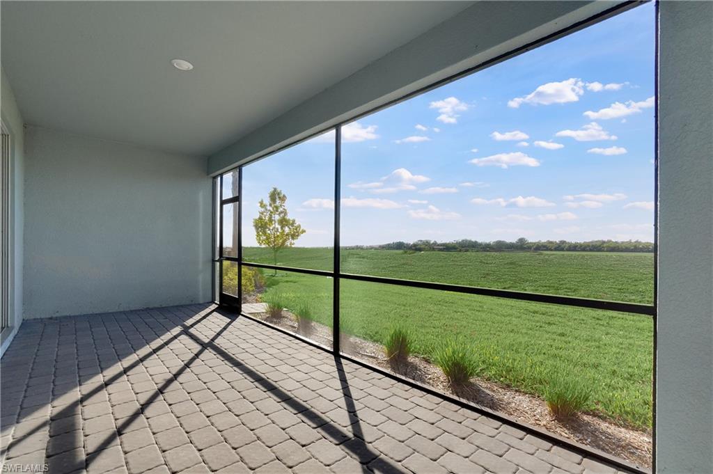 WILLOW AT PUNTA GORDA - Residential