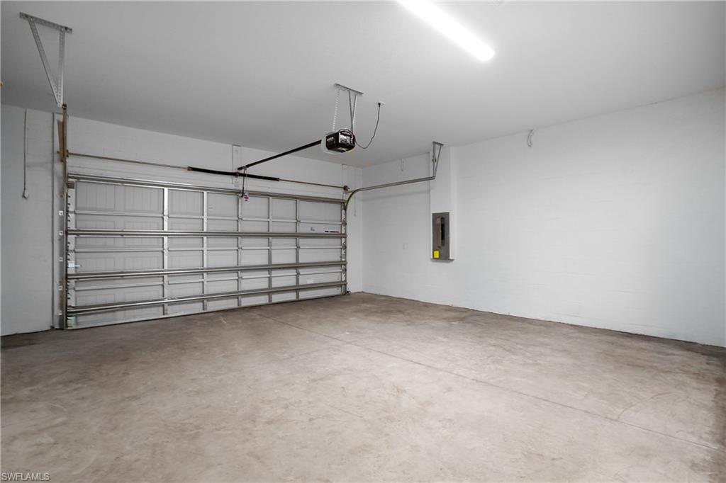 WILLOW AT PUNTA GORDA - Residential