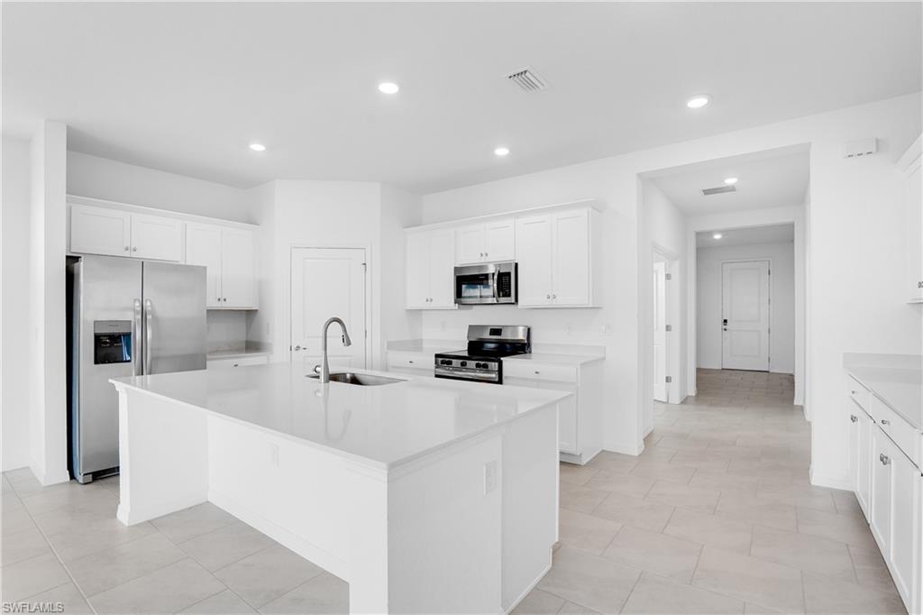 WILLOW AT PUNTA GORDA - Residential