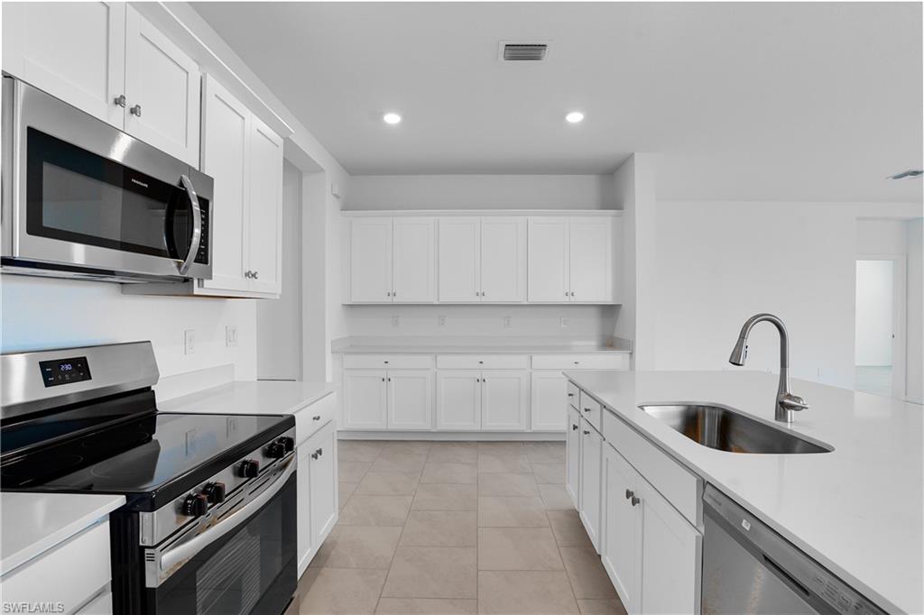 WILLOW AT PUNTA GORDA - Residential