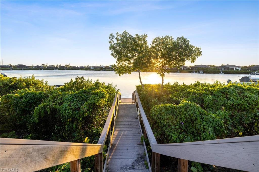 HIDDEN HARBOR - Residential