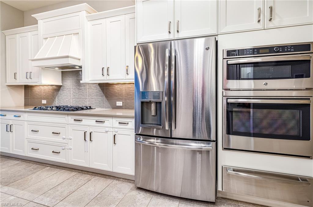 HIDDEN HARBOR - Residential