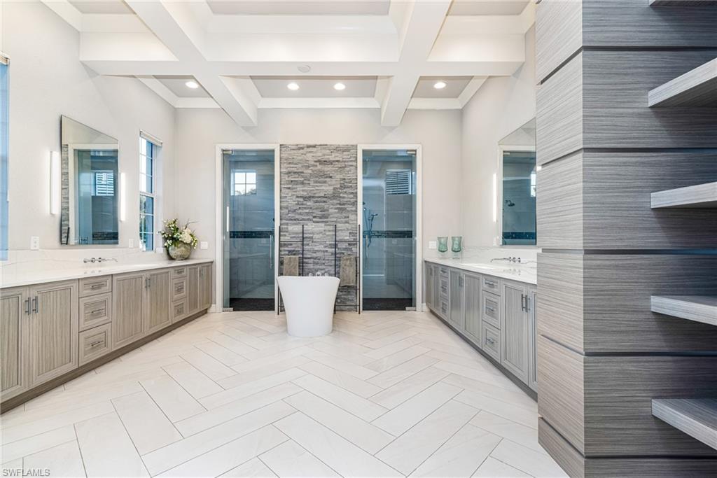 HIDDEN HARBOR - Residential