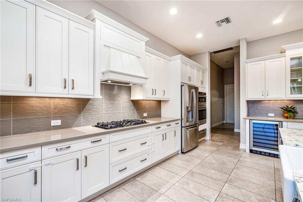 HIDDEN HARBOR - Residential