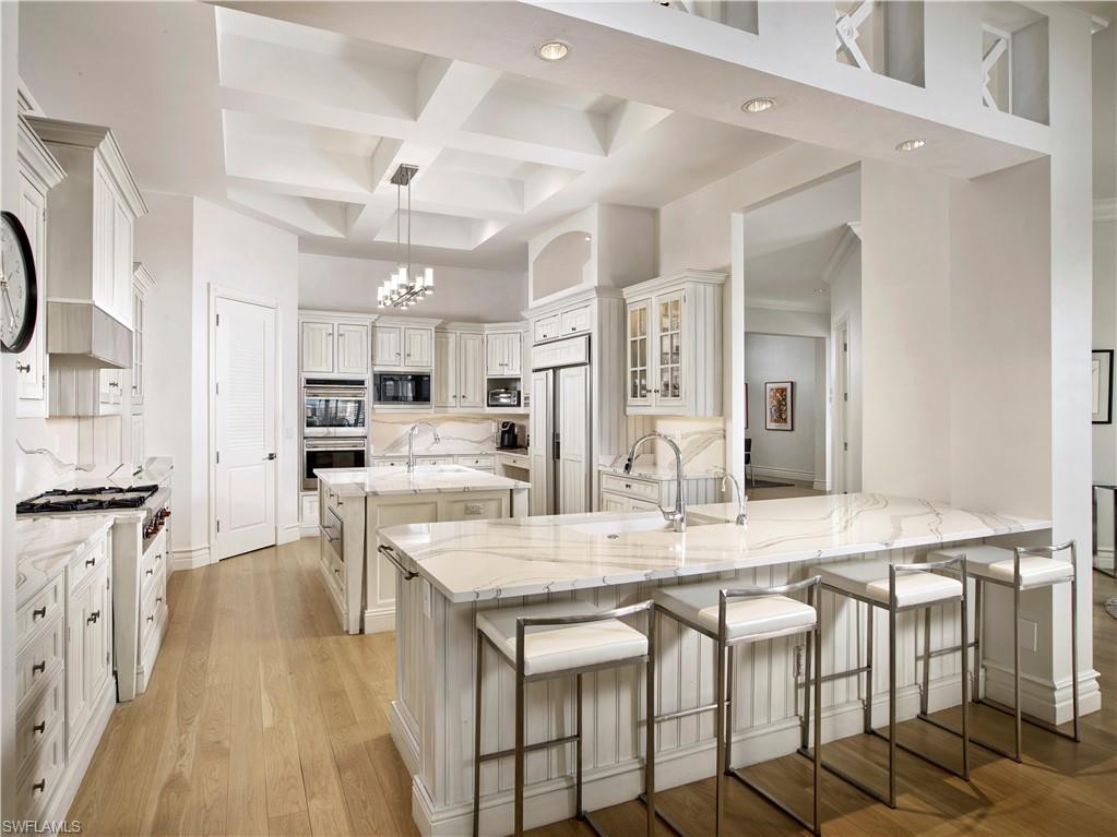 PARK SHORE - Residential