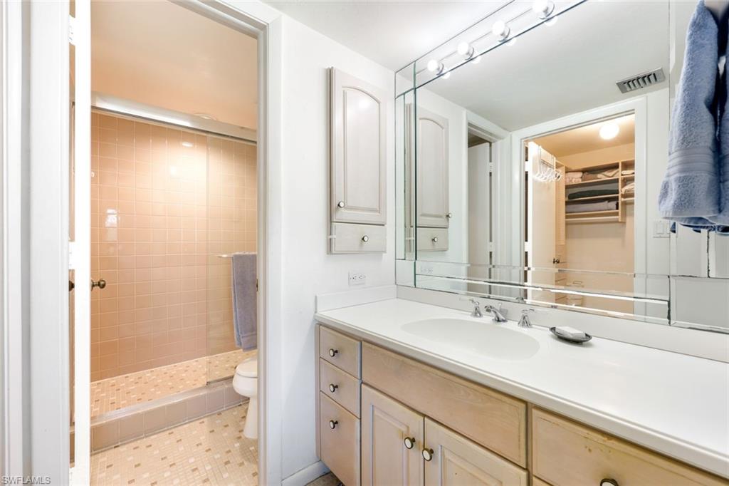 VANTAGE POINT - Residential