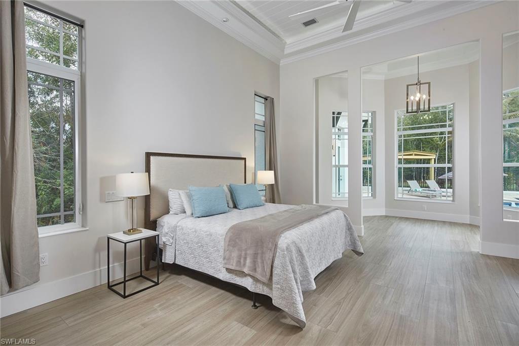 LIVINGSTON WOODS - Residential