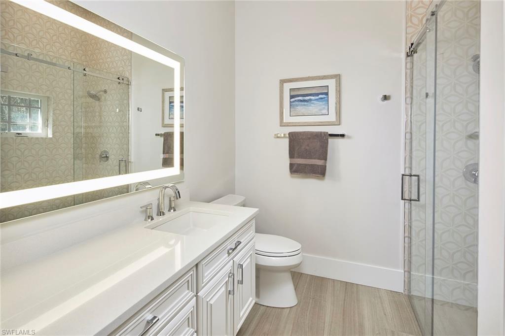 LIVINGSTON WOODS - Residential