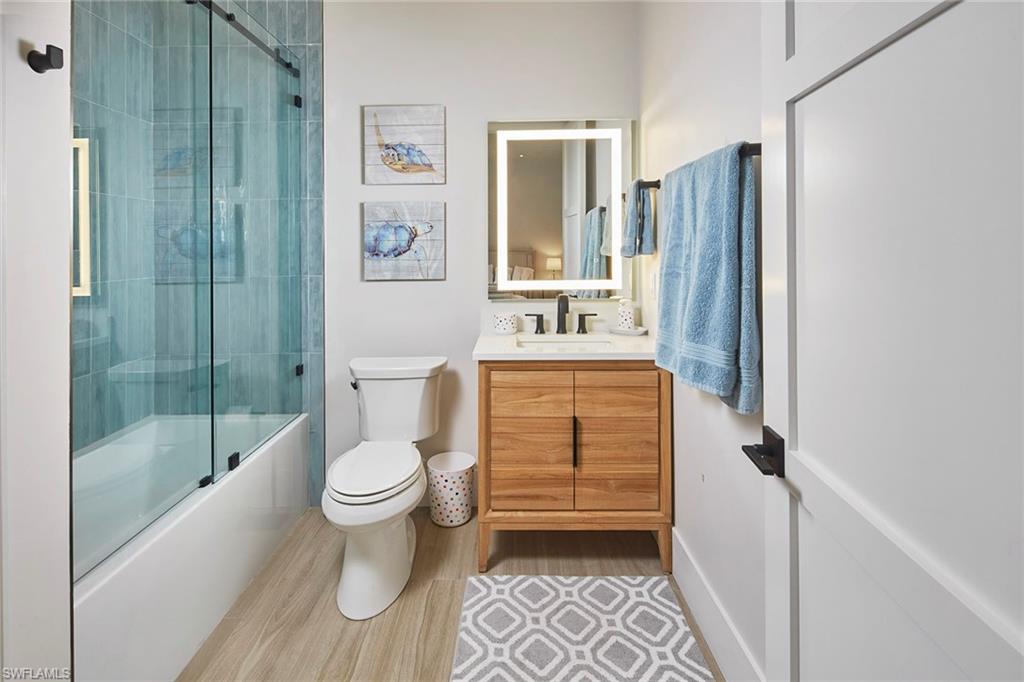 LIVINGSTON WOODS - Residential