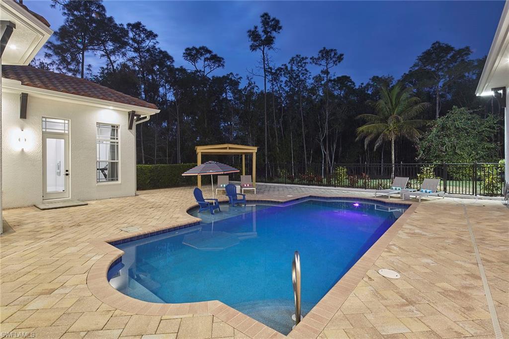 LIVINGSTON WOODS - Residential