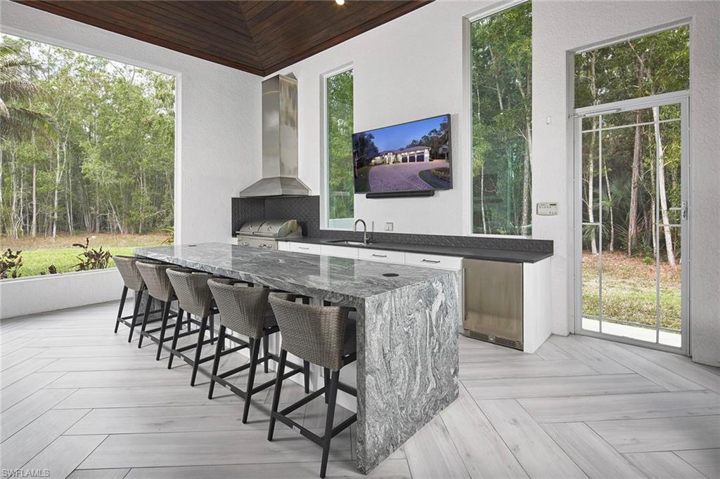 LIVINGSTON WOODS - Residential