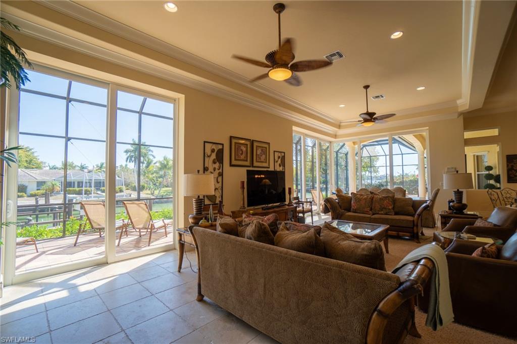 MARCO BEACH - Residential