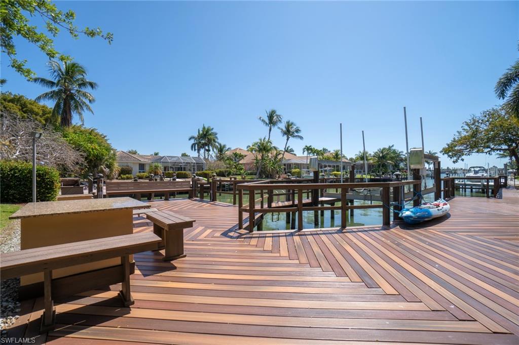 MARCO BEACH - Residential