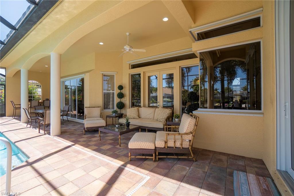 MARCO BEACH - Residential