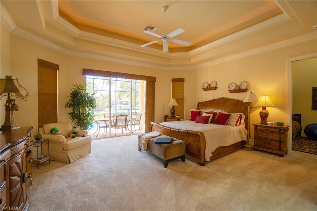 MARCO BEACH - Residential