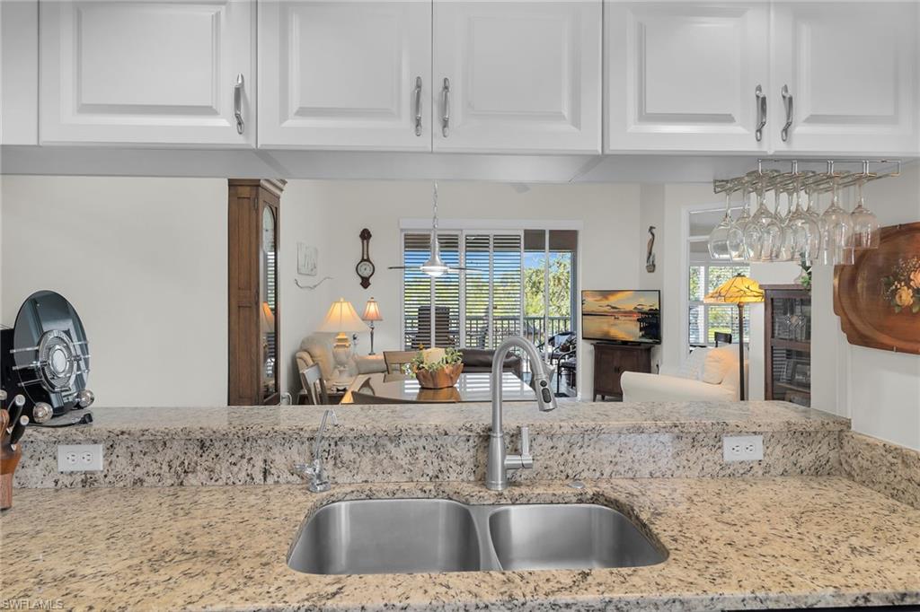 SUNSET CAY VILLAS - Residential