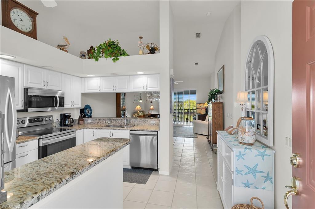 SUNSET CAY VILLAS - Residential