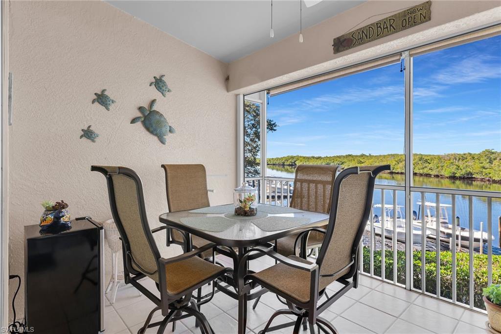 SUNSET CAY VILLAS - Residential