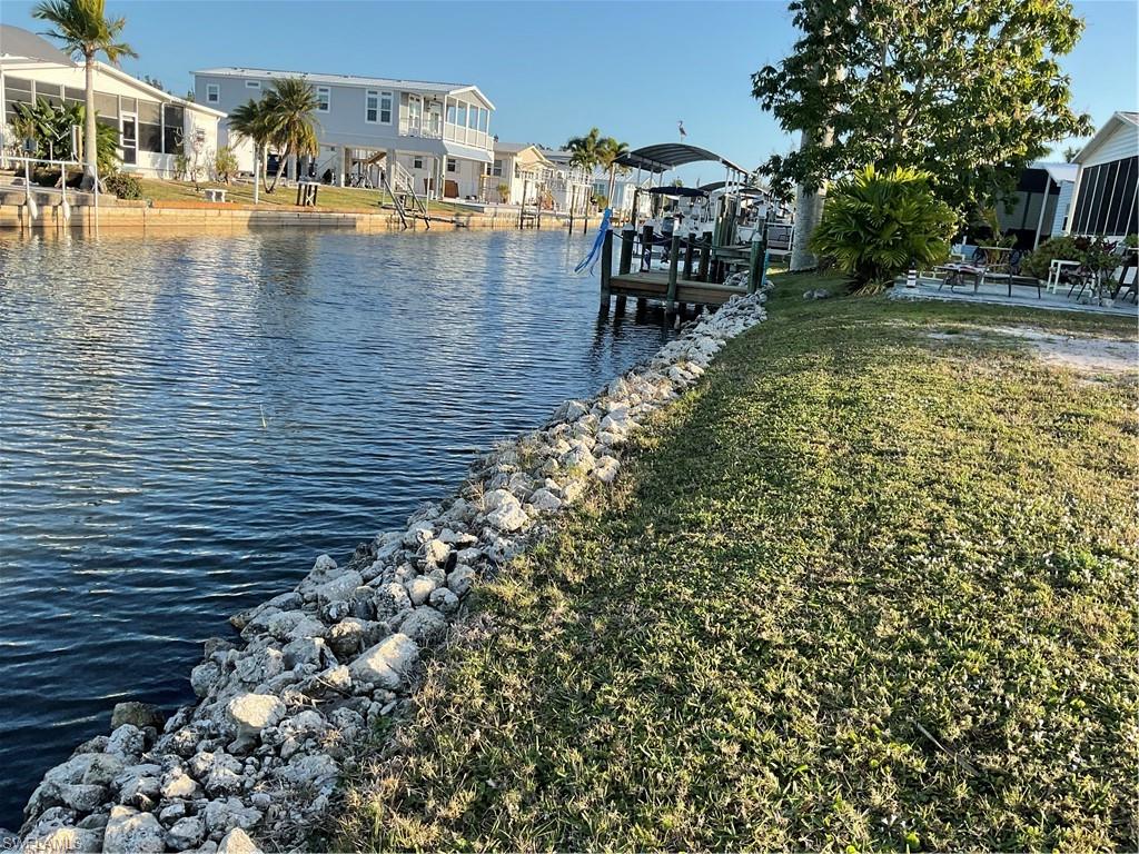 PINE ISLAND COVE - Land