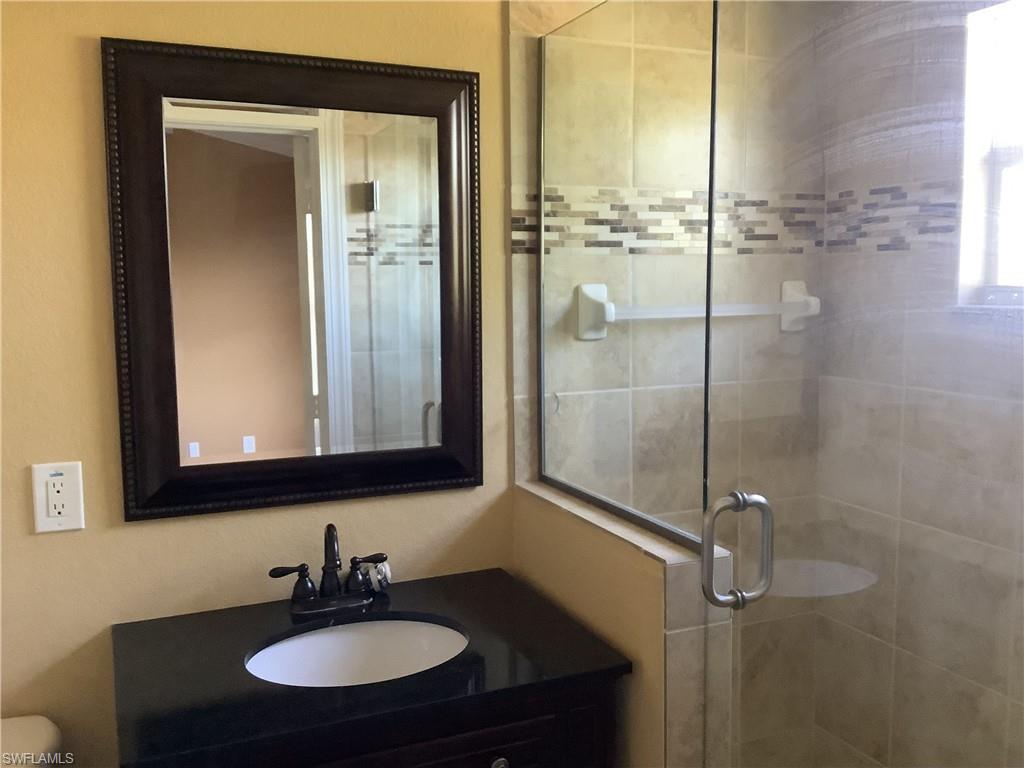 OLYMPIA POINTE - Residential