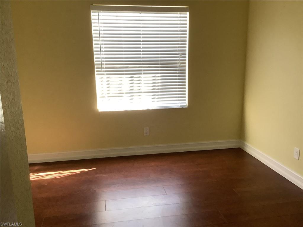 OLYMPIA POINTE - Residential