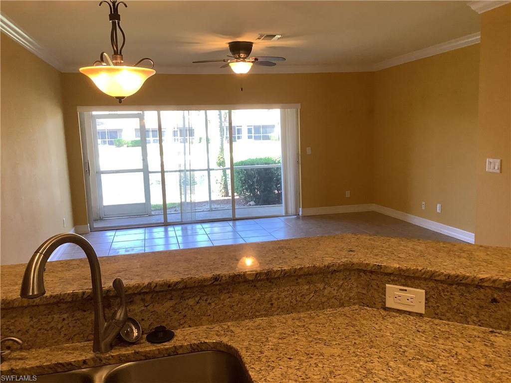 OLYMPIA POINTE - Residential