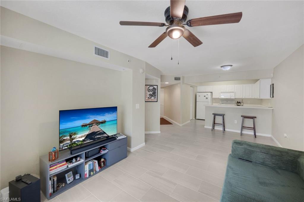 THE RESIDENCE - Residential