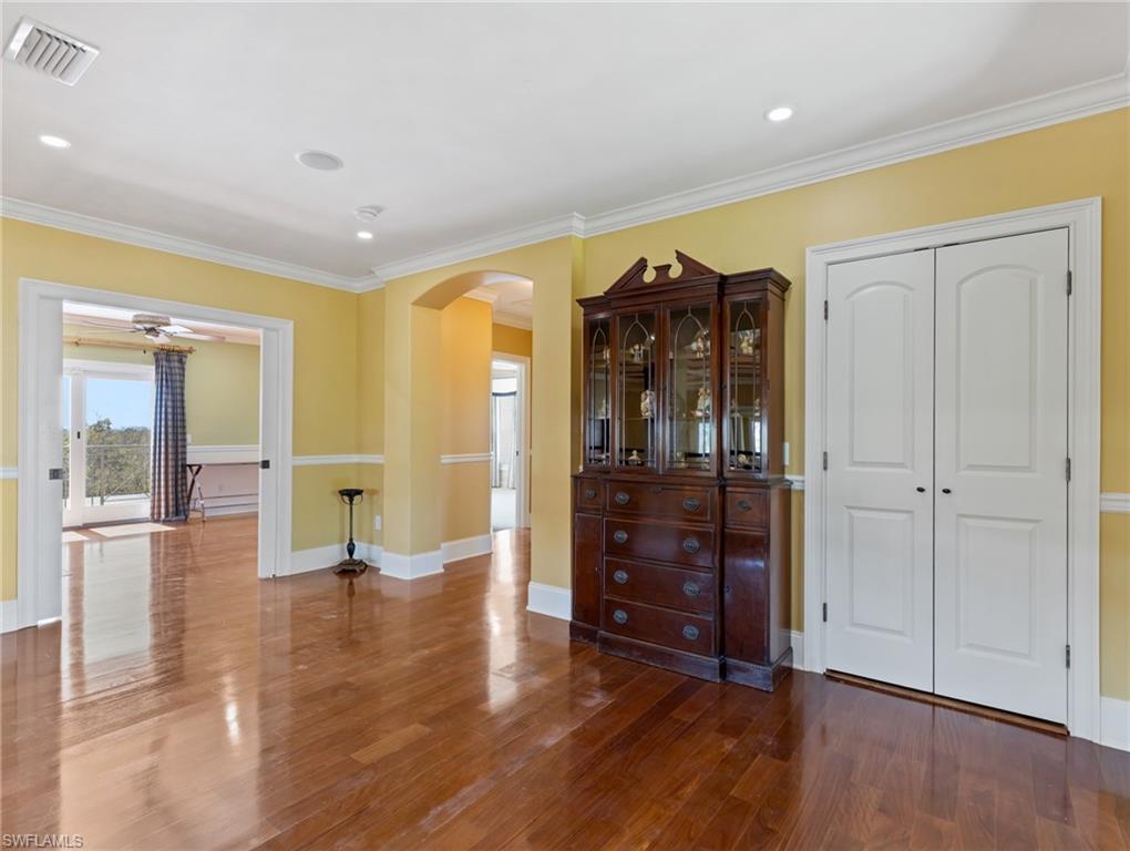 PALM ISLES - Residential