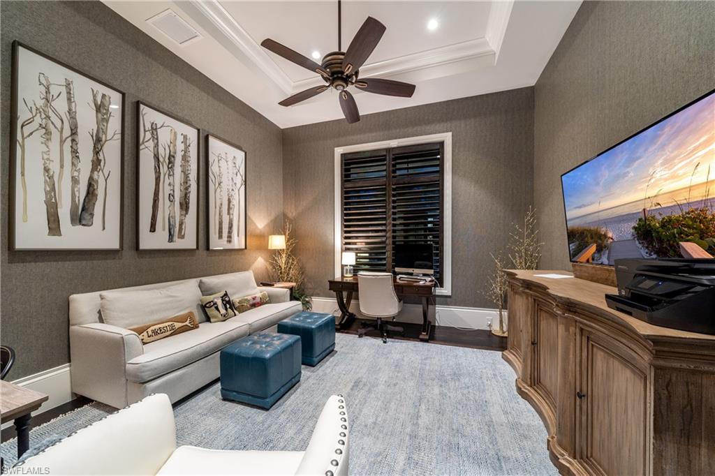 QUAIL WEST - Residential