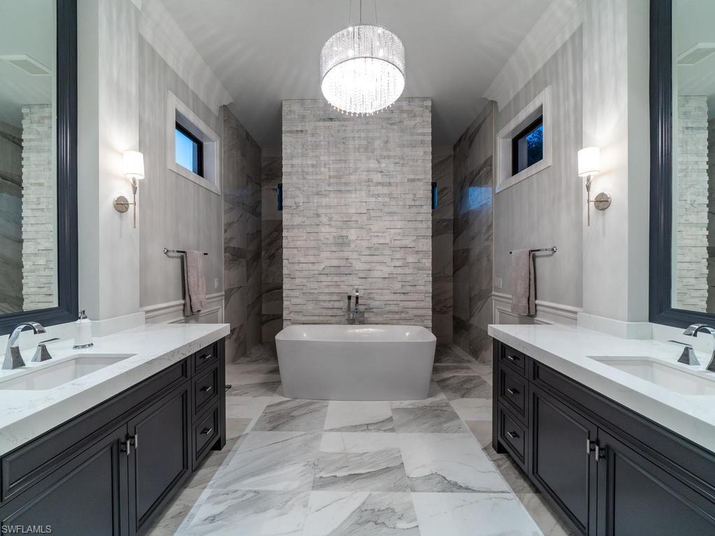 QUAIL WEST - Residential