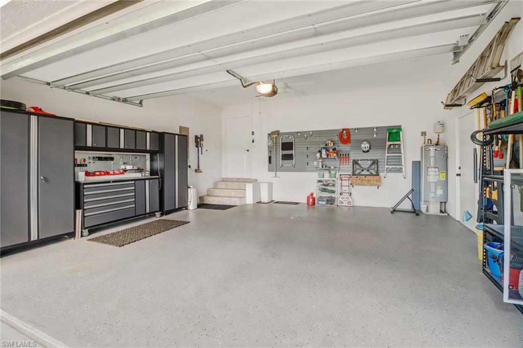 NAPLES PARK - Residential