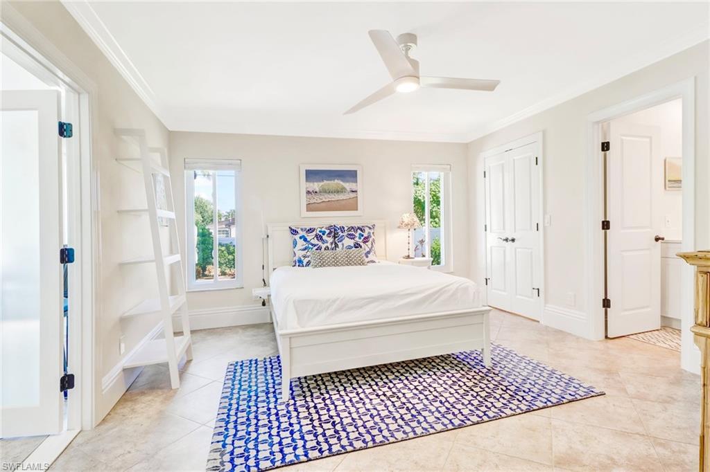 NAPLES PARK - Residential