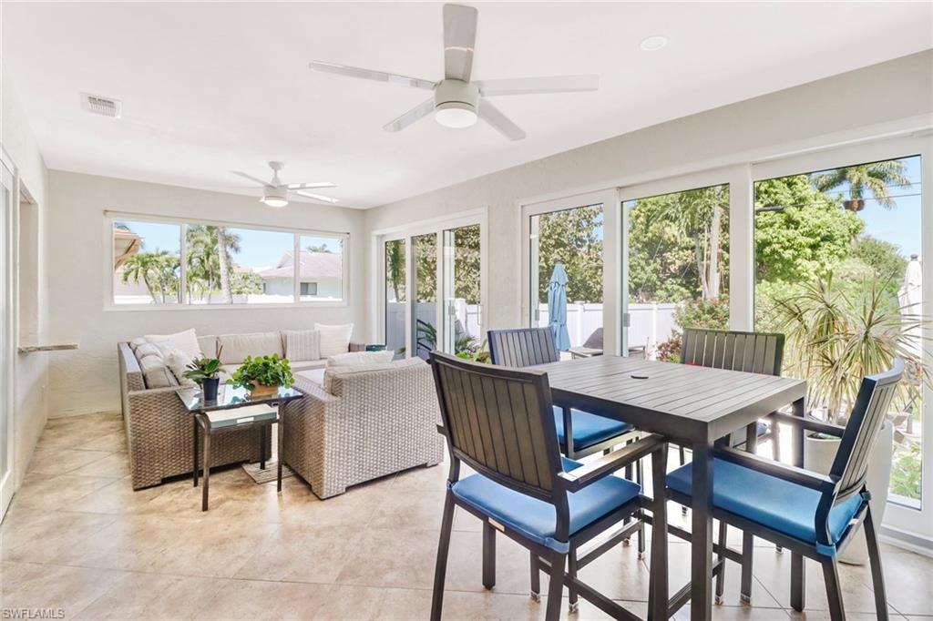 NAPLES PARK - Residential