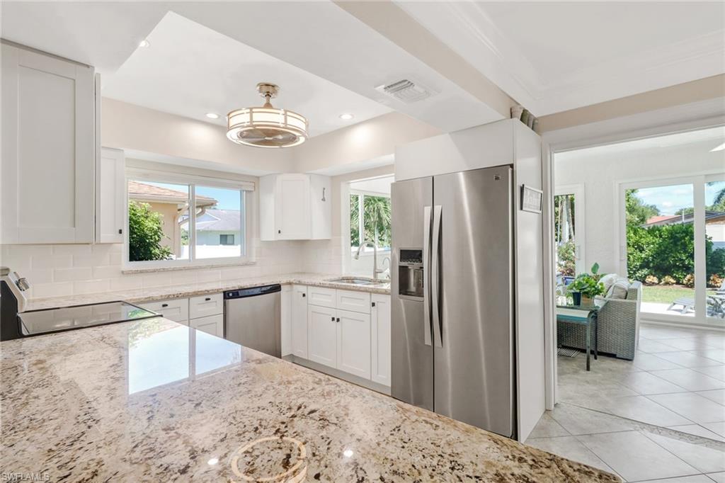 NAPLES PARK - Residential