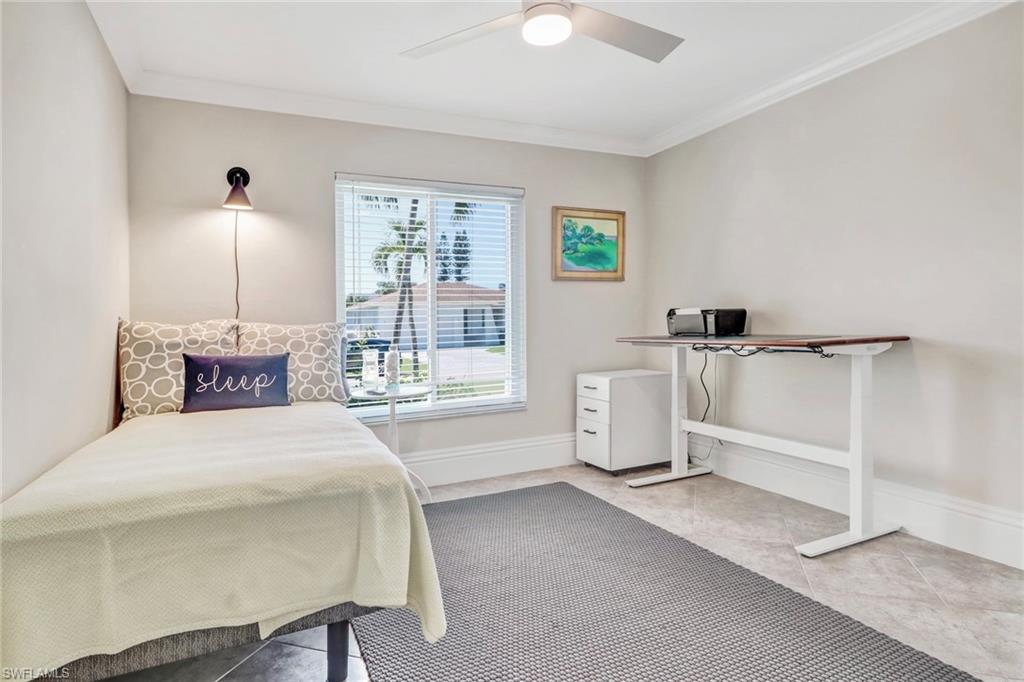 NAPLES PARK - Residential