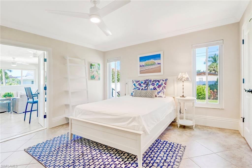 NAPLES PARK - Residential