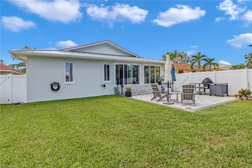 NAPLES PARK - Residential