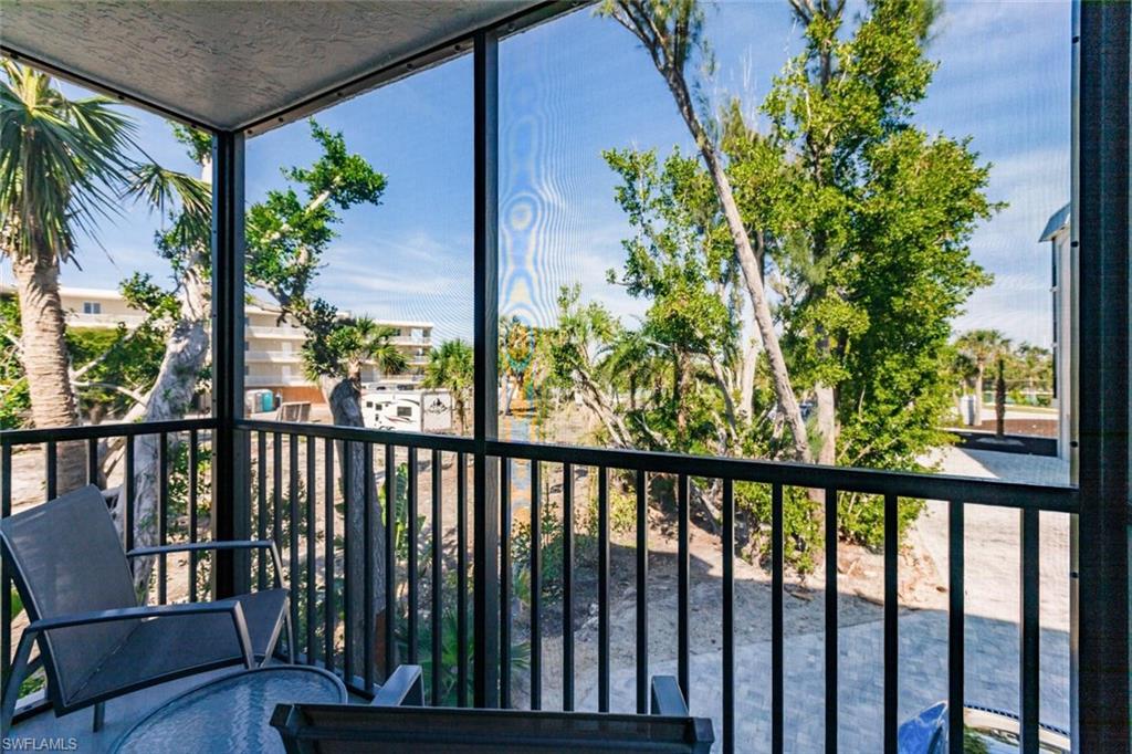 SHOREWOOD OF SANIBEL CONDO - Residential