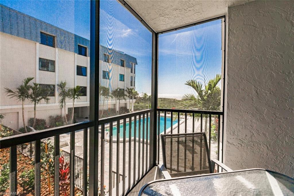 SHOREWOOD OF SANIBEL CONDO - Residential