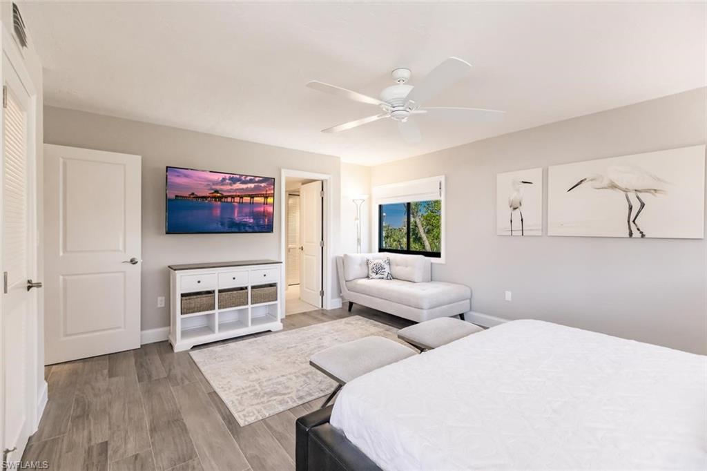 SHOREWOOD OF SANIBEL CONDO - Residential
