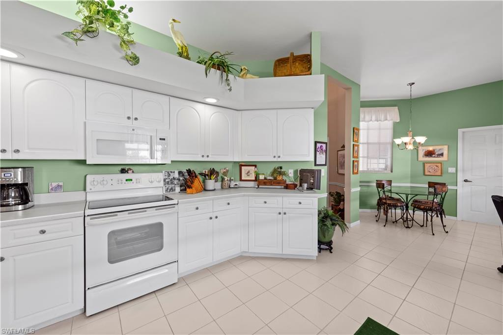 CYPRESS LAKE COUNTRY CLUB - Residential