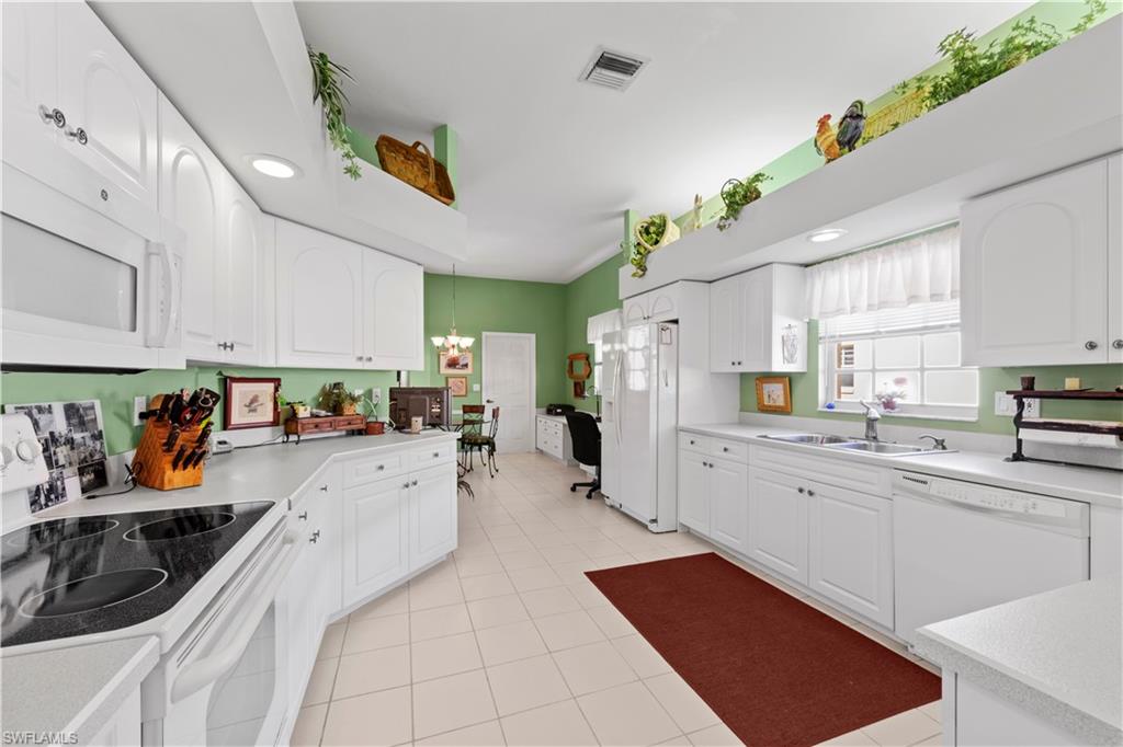 CYPRESS LAKE COUNTRY CLUB - Residential