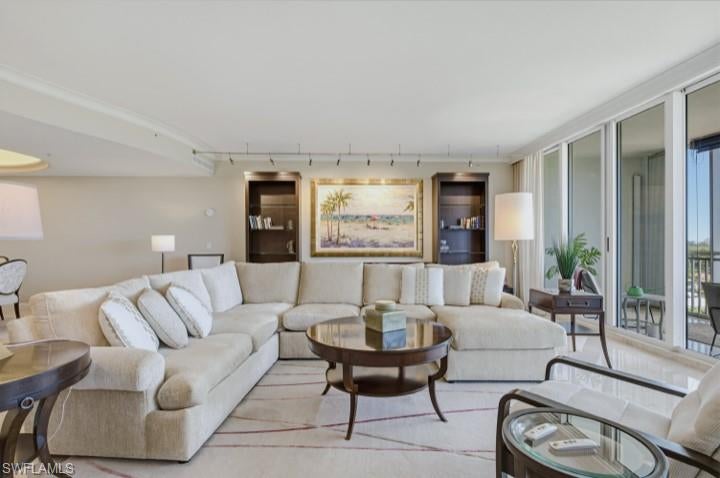 13675 Vanderbilt DR 707