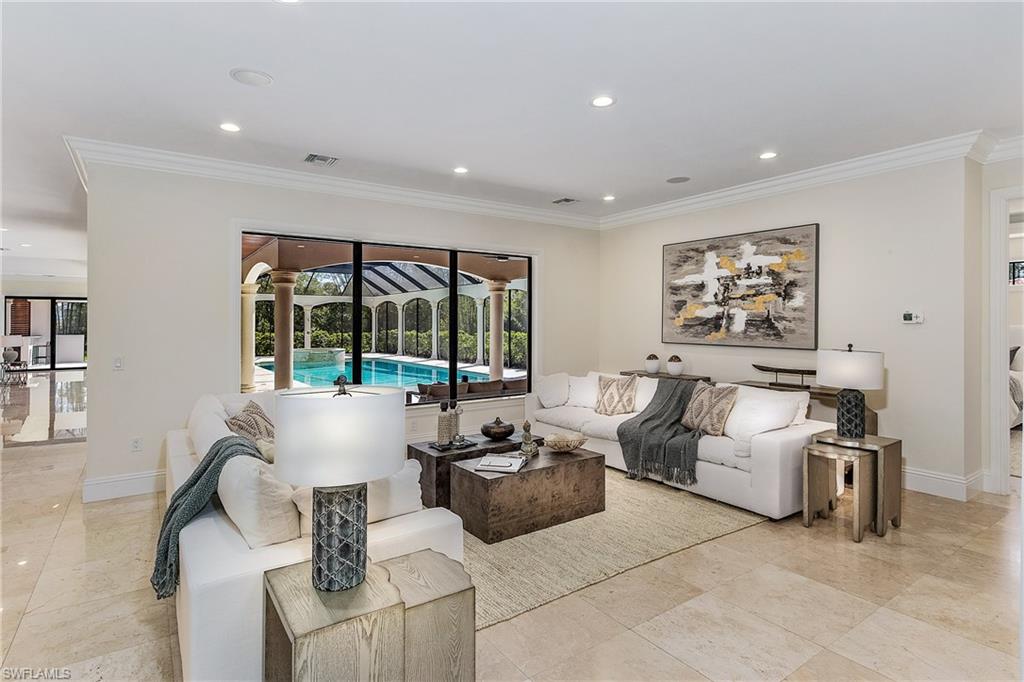 PINE RIDGE - Residential