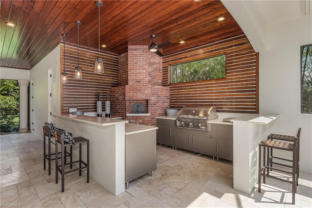 PINE RIDGE - Residential