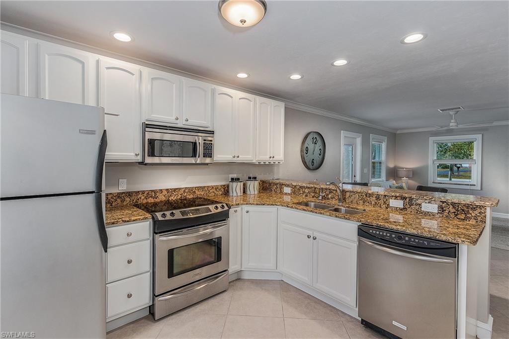 PINE RIDGE - Residential