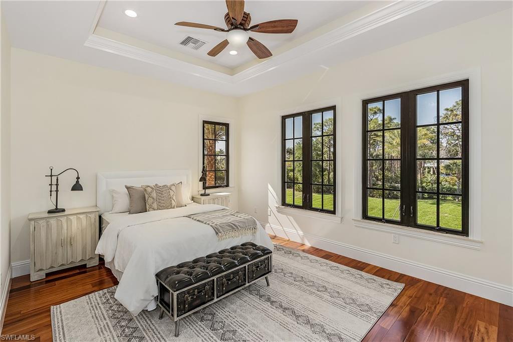 PINE RIDGE - Residential