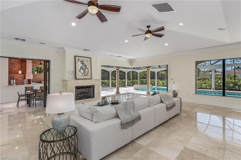 PINE RIDGE - Residential